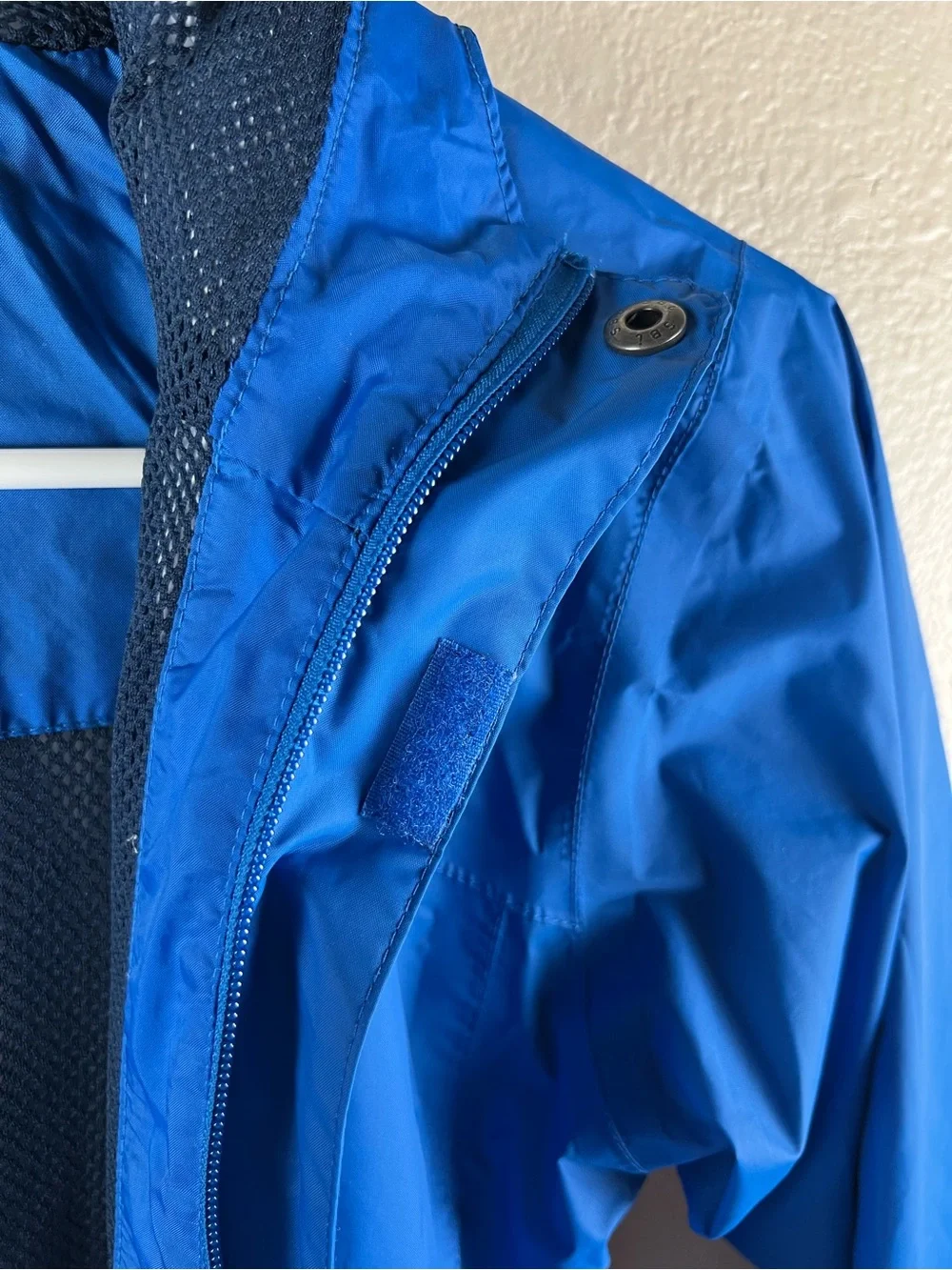 Columbia Omni-Tech Youth Medium Hooded Rain Jacket Blue